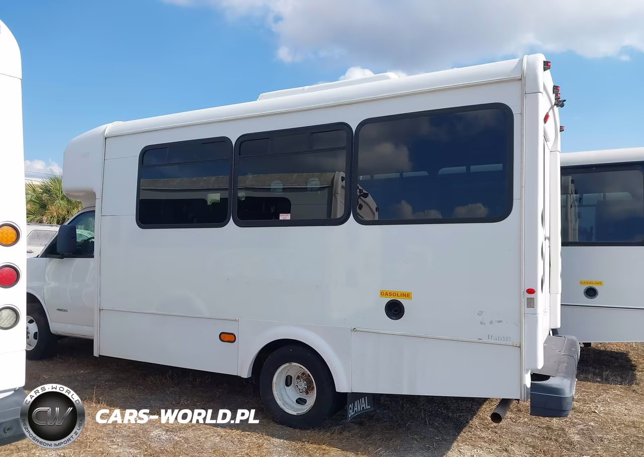 2015 Chevrolet Express Cutaway 4500 VIN:1GB6G5BG6F1237452 - 14