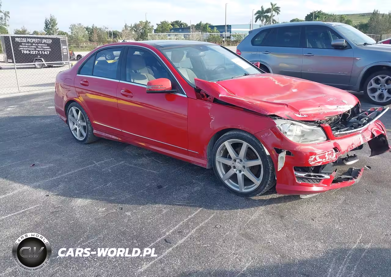 2013 Mercedes-Benz C 250 Sport