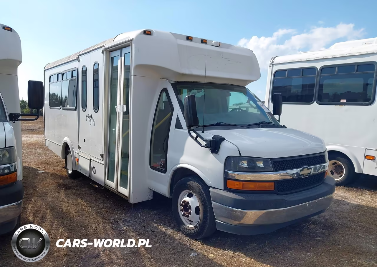 2017 Chevrolet Express Cutaway 4500 Series