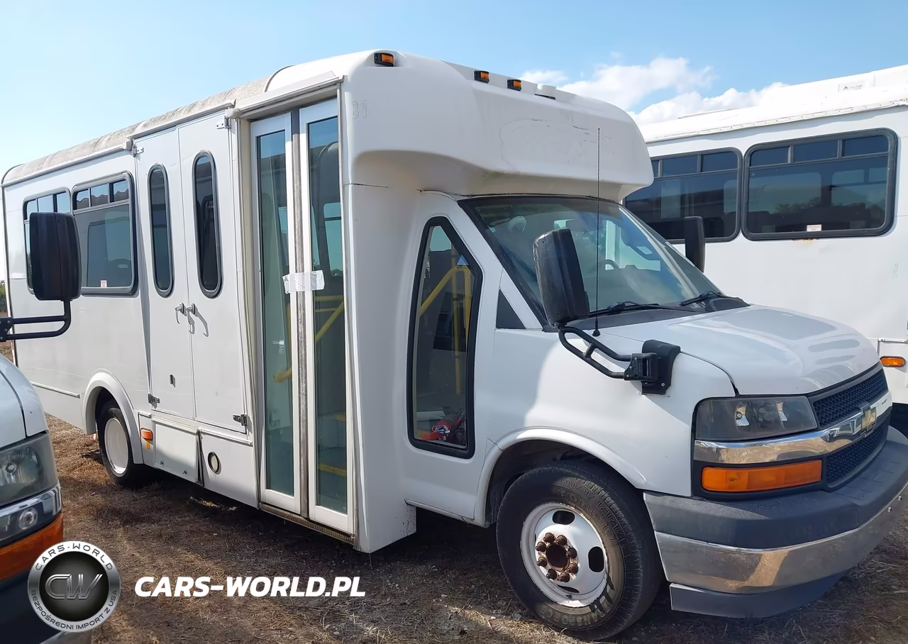 2017 Chevrolet Express Cutaway 4500 Series VIN:1HA6GUBG6HN008315 - 14