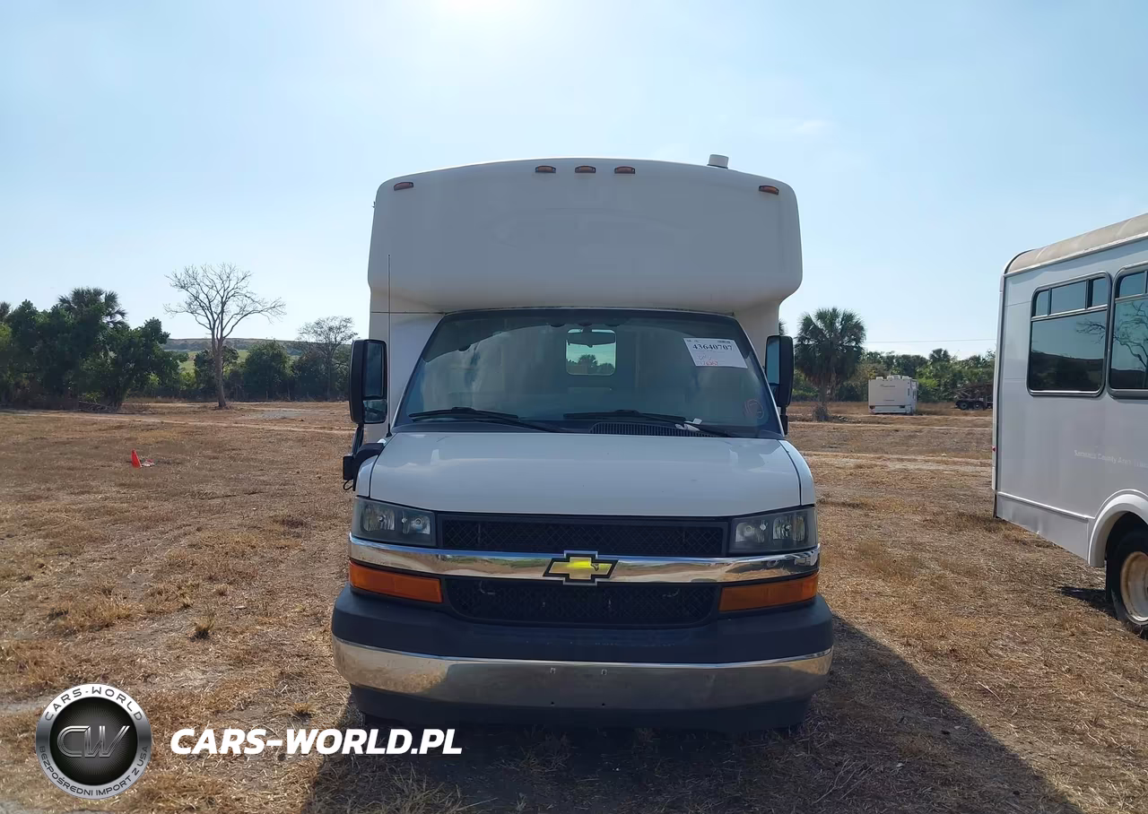 2019 Chevrolet Express Cutaway 4500 Van VIN:1HA6GUBG6KN007155 - 13