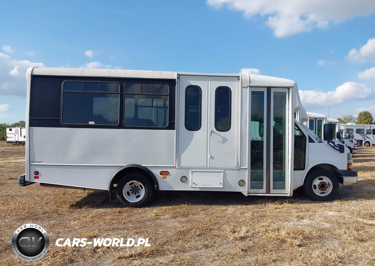 2019 Chevrolet Express Cutaway 4500 Van VIN:1HA6GUBG6KN007155 - 14