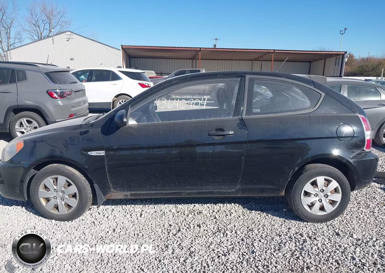 2009 Hyundai Accent Gs VIN:KMHCM36C69U128166 - 14