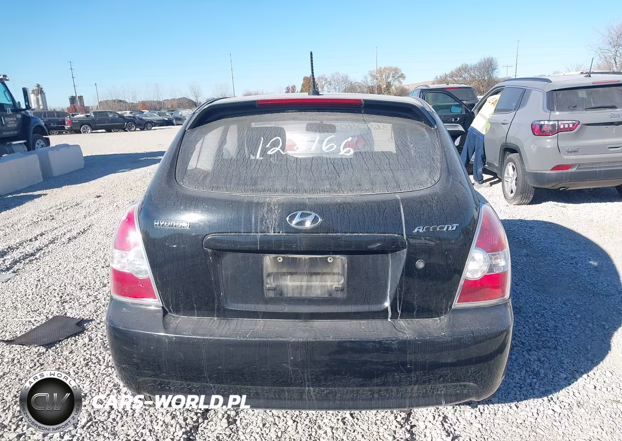2009 Hyundai Accent Gs VIN:KMHCM36C69U128166 - 16