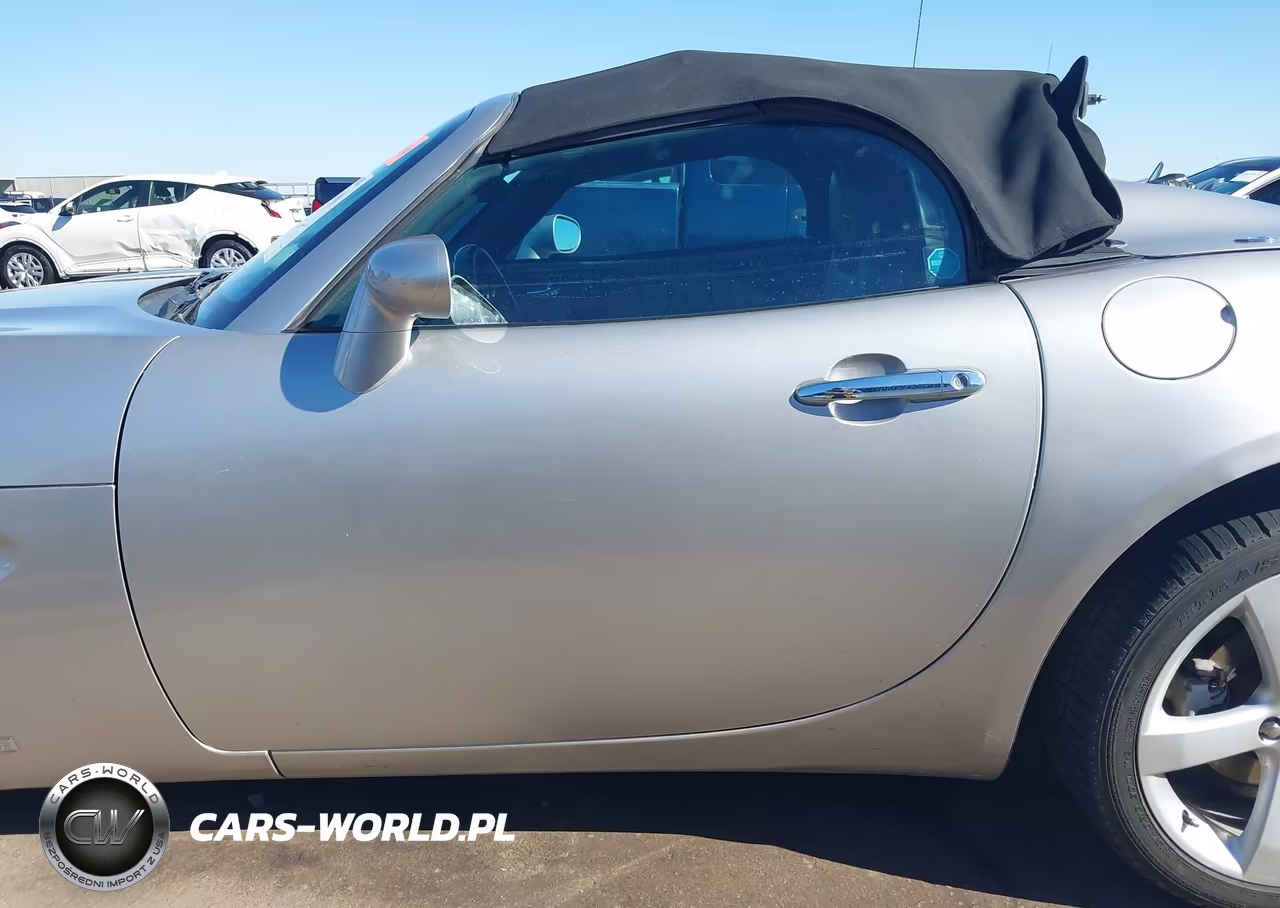 2007 Pontiac Solstice VIN:1G2MB35B47Y117331 - 14