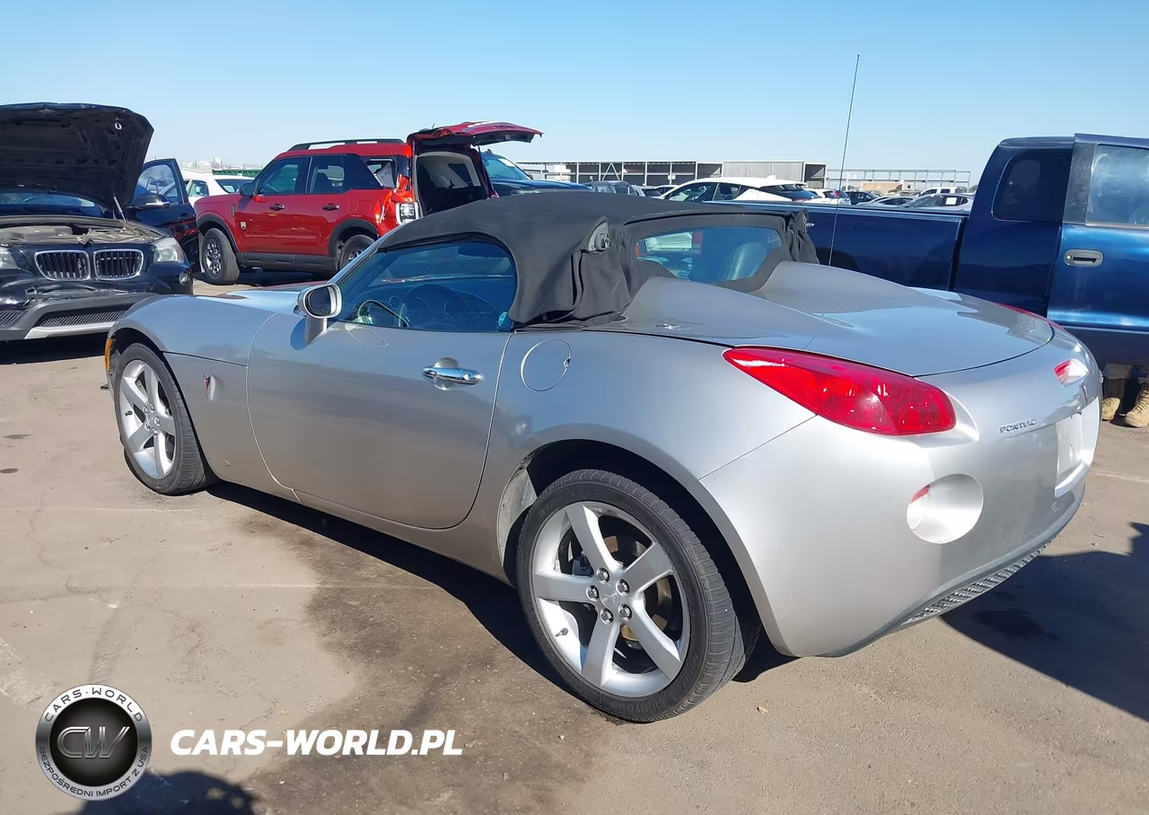 2007 Pontiac Solstice VIN:1G2MB35B47Y117331 - 3