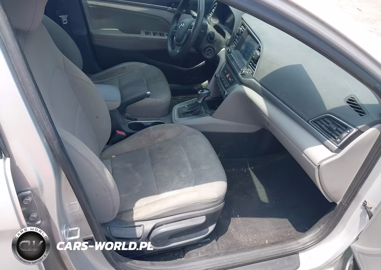 2018 Hyundai Elantra Sel VIN:5NPD84LF5JH312921 - 5