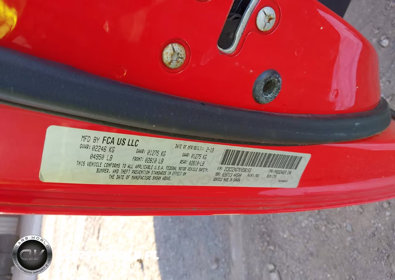 2019 Dodge Challenger Sxt VIN:2C3CDZAG7KH596163 - 9