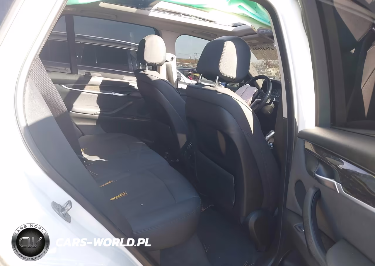 2015 BMW X5 xDrive35I VIN:5UXKR0C55F0K52520 - 8