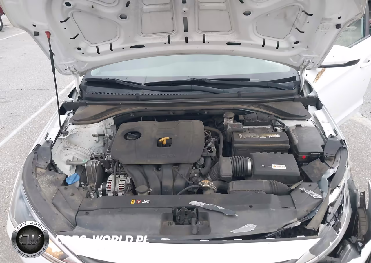 2019 Hyundai Elantra Se VIN:5NPD74LF2KH418828 - 10