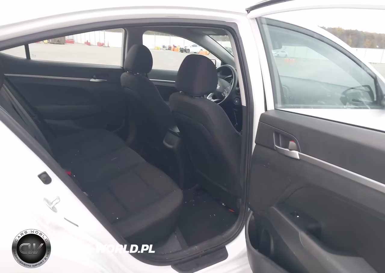 2019 Hyundai Elantra Se VIN:5NPD74LF2KH418828 - 8