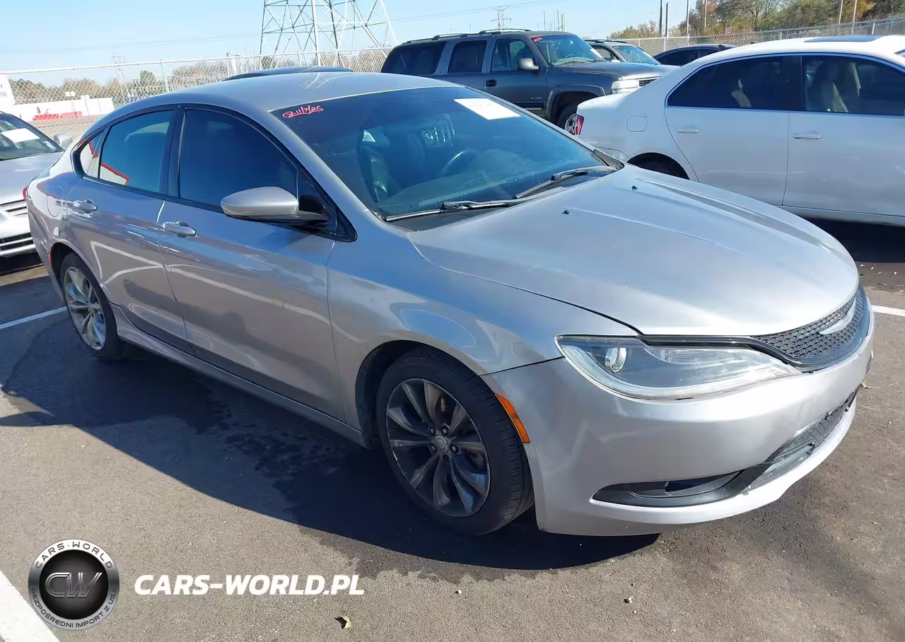 2015 Chrysler 200 S