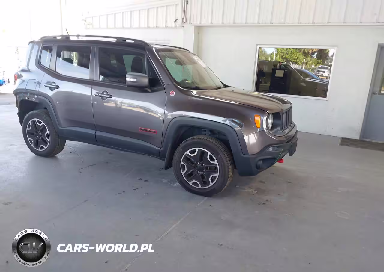 2016 Jeep Renegade Trailhawk
