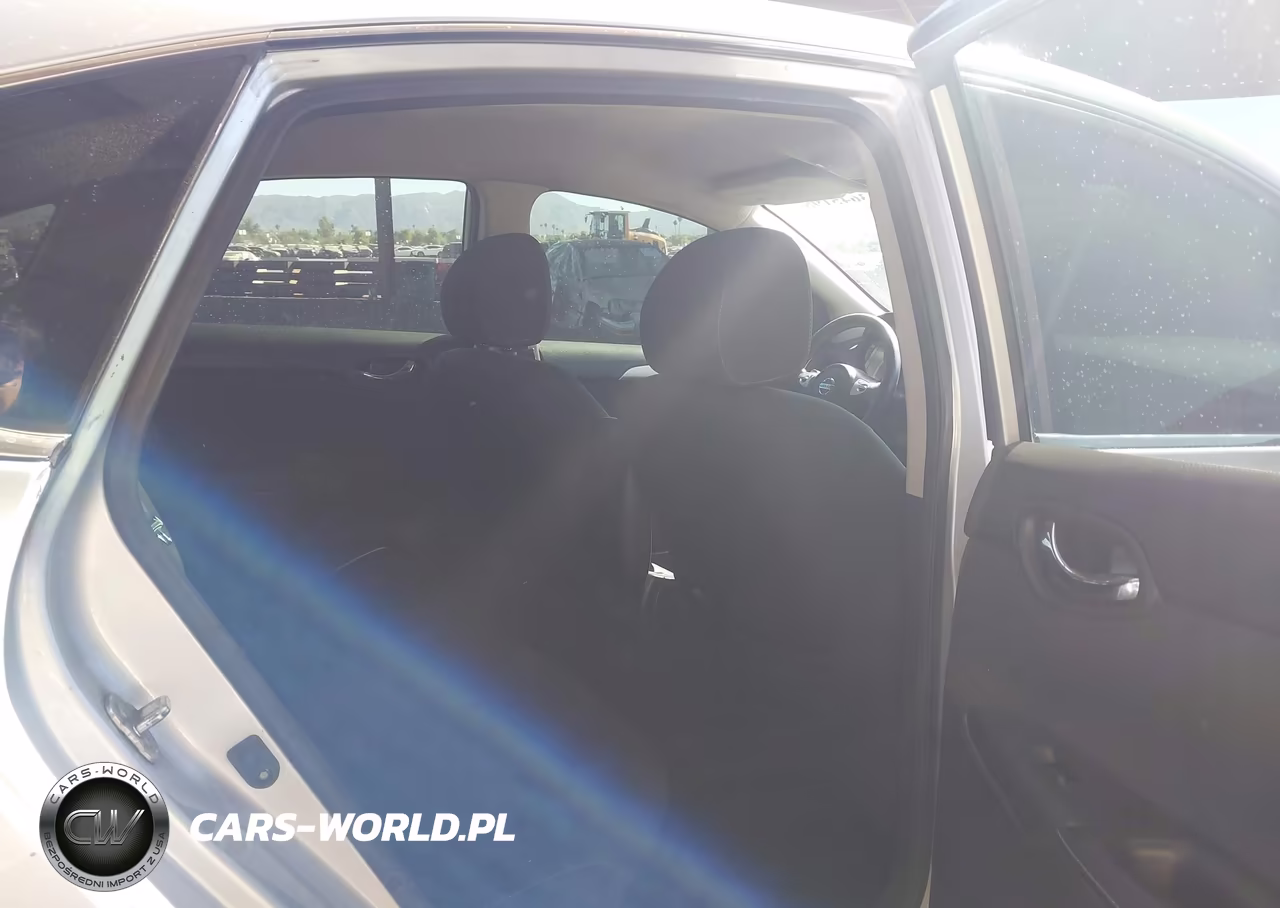 2019 Nissan Sentra S VIN:3N1AB7AP1KY249115 - 8