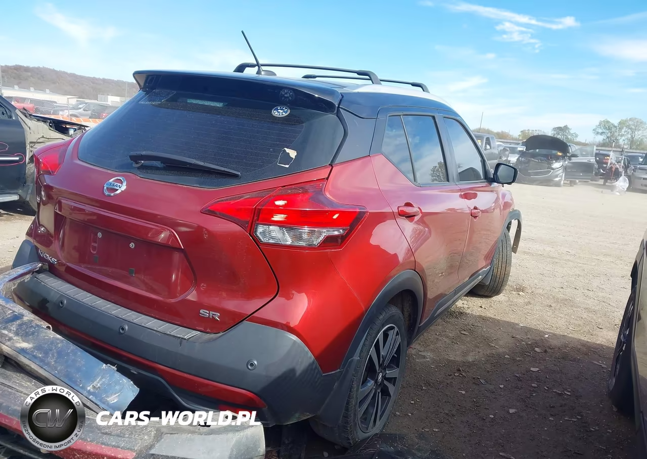 2020 Nissan Kicks Sr Xtronic Cvt VIN:3N1CP5DV7LL500128 - 4