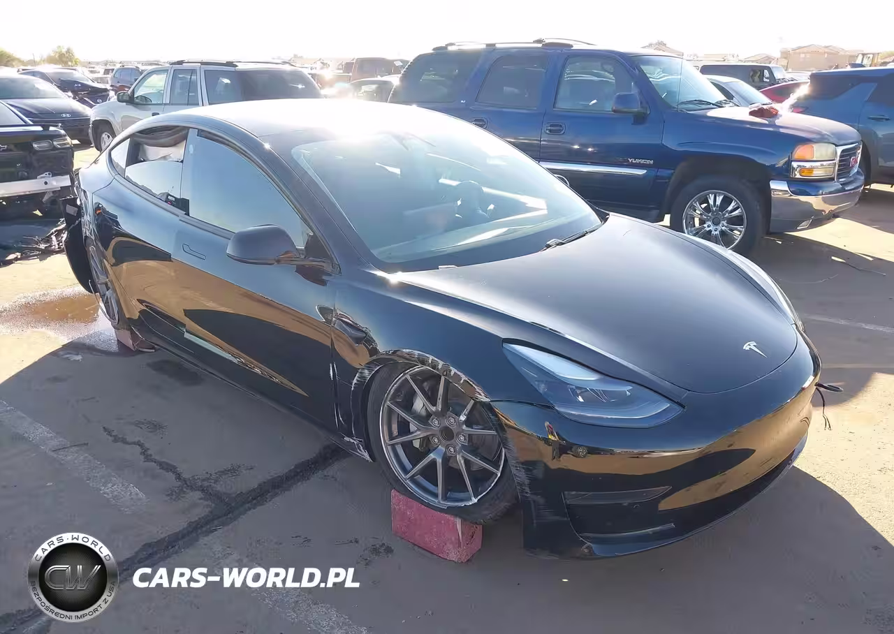 2021 Tesla Model 3 Standard Range Plus Rear-Wheel Drive