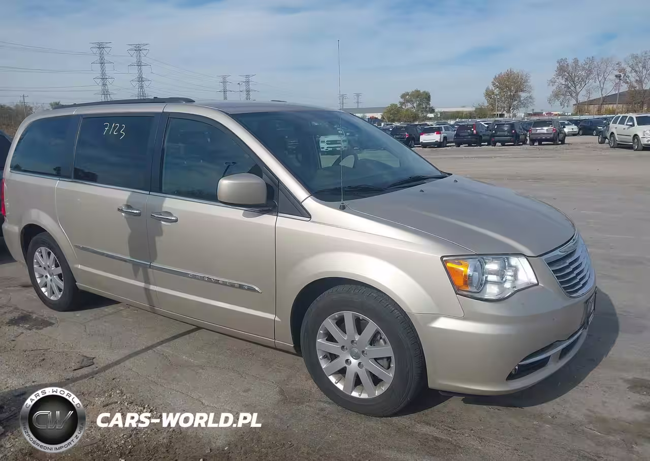 2015 Chrysler Town & Country Touring