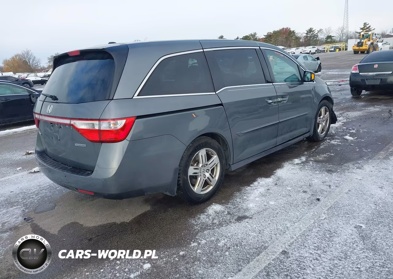 2012 Honda Odyssey Touring-Touring Elite VIN:5FNRL5H94CB103068 - 4