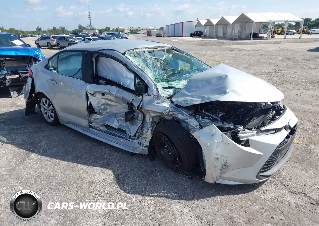 2025 Toyota Corolla Le – zdjęcie 1 z 17