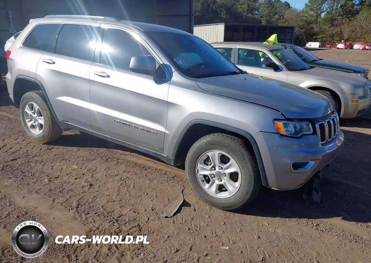 2017 Jeep Grand Cherokee Laredo 4X2