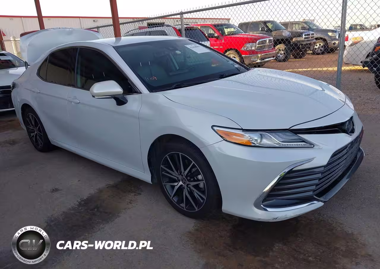 2021 Toyota Camry Xle Hybrid