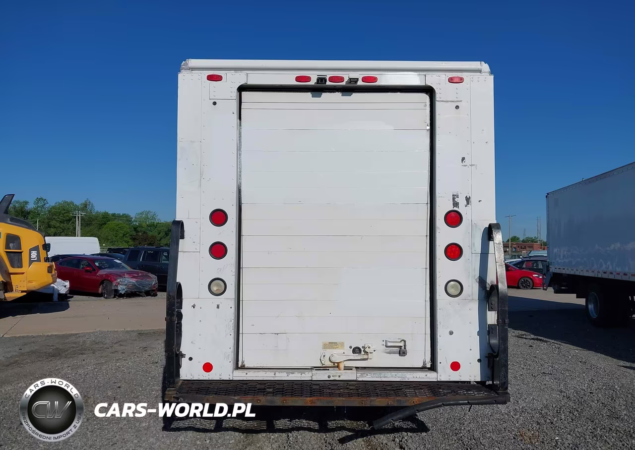 2008 Freightliner Chassis M Line Walk-In Van VIN:4UZAARDU38CZ59014 - 15