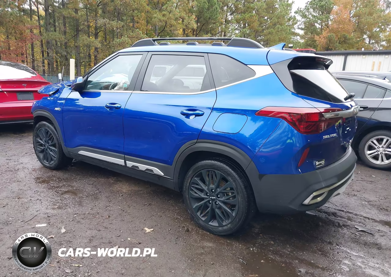 2023 Kia Seltos Nightfall Edition VIN:KNDEUCA27P7402482 - 3