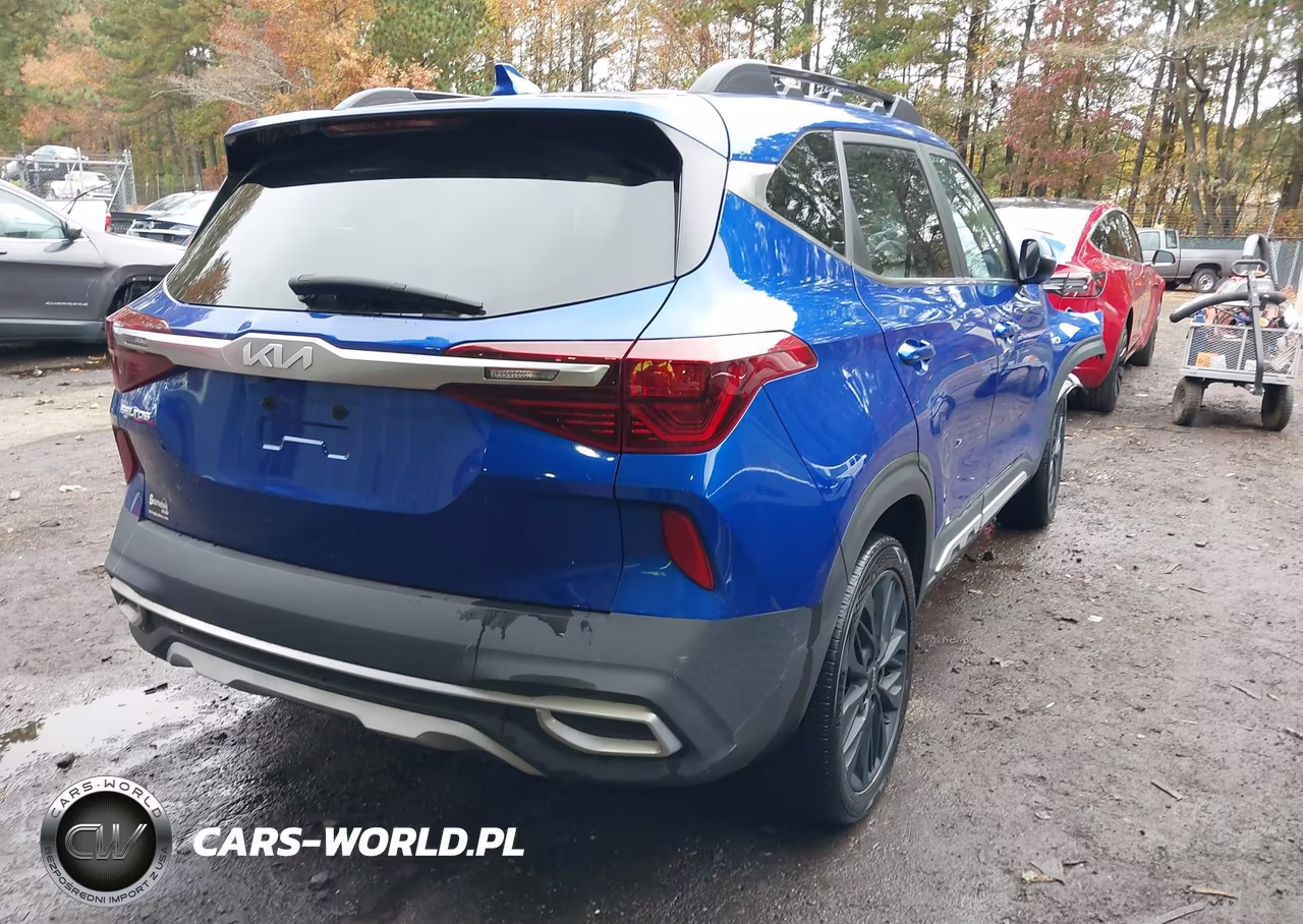 2023 Kia Seltos Nightfall Edition VIN:KNDEUCA27P7402482 - 4
