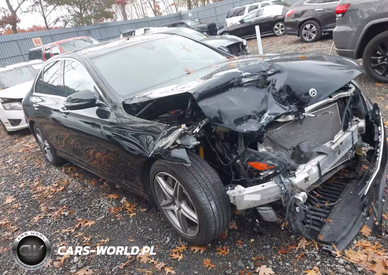 2017 Mercedes-Benz E 300 4Matic