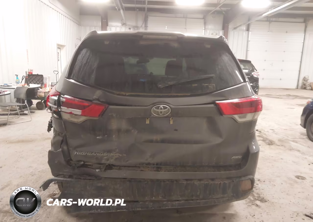 2019 Toyota Highlander Le VIN:5TDBZRFH8KS966175 - 16