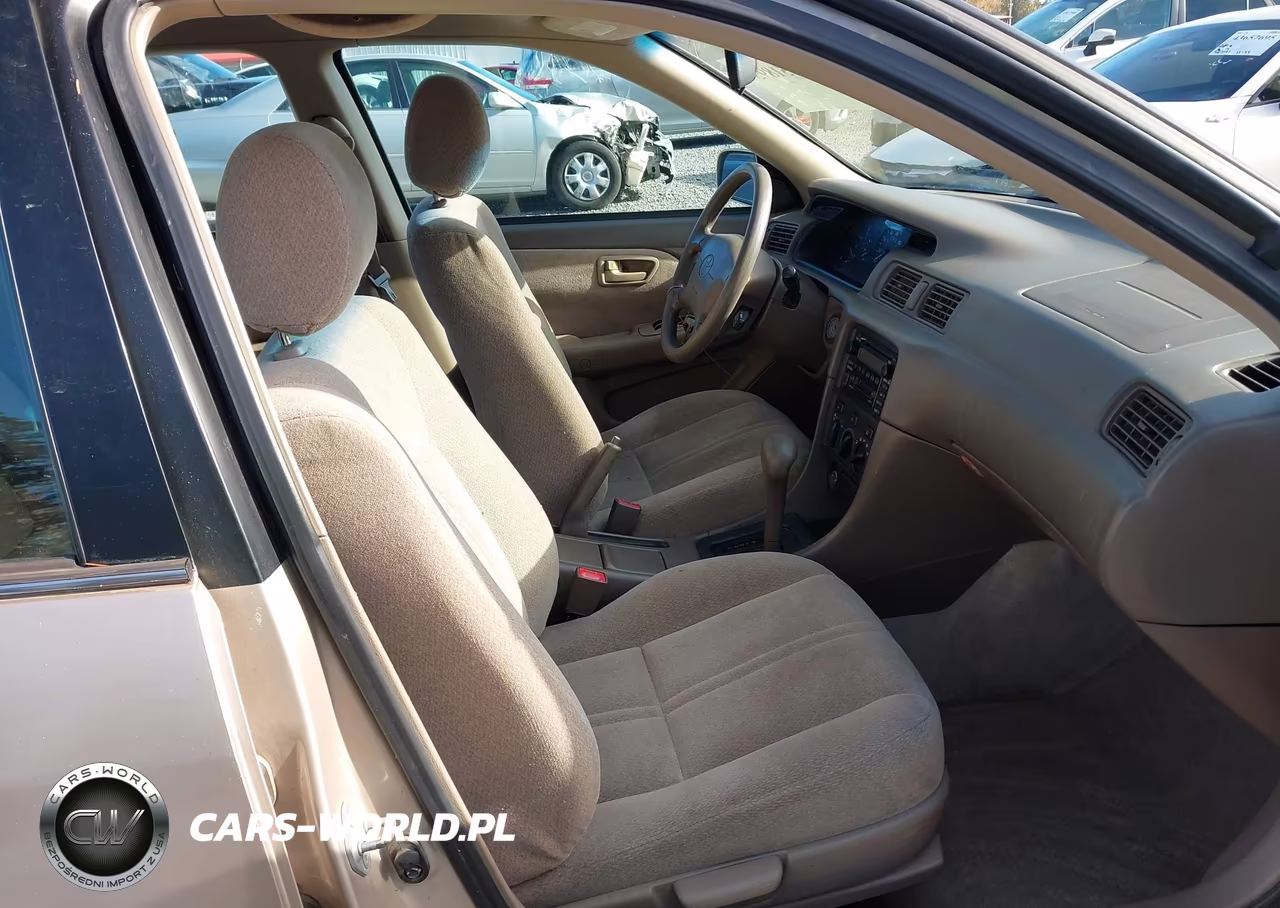 2001 Toyota Camry Le VIN:4T1BG22K61U091604 - 17