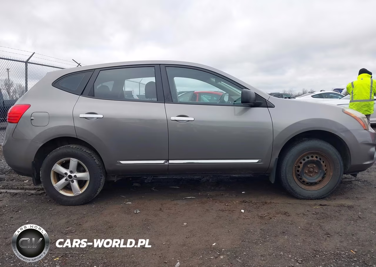 2014 Nissan Rogue Select S VIN:JN8AS5MV6EW713253 - 14