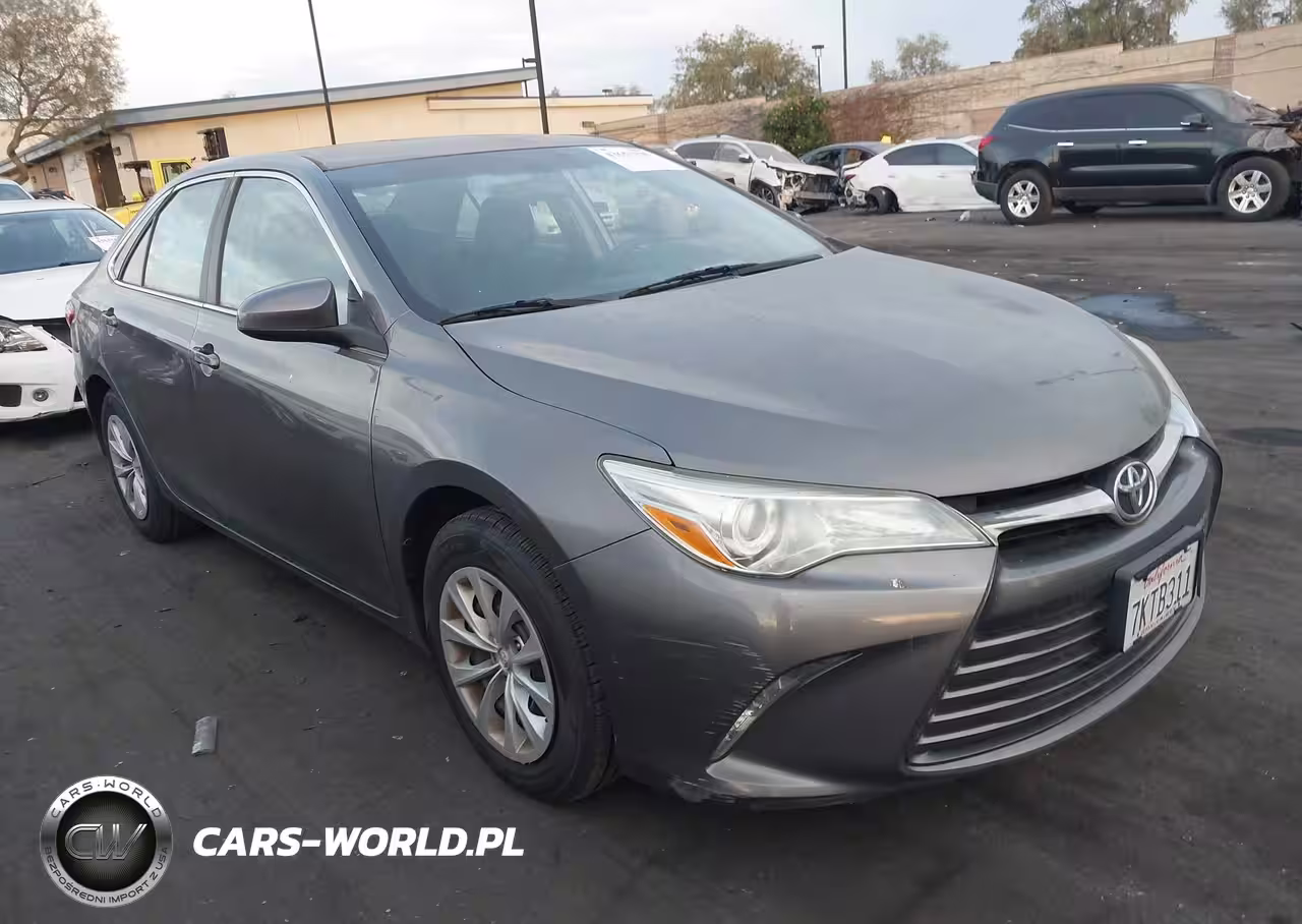 2015 Toyota Camry Le