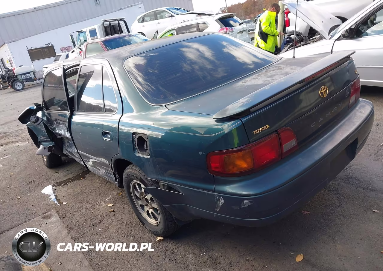 1996 Toyota Camry Dx-Le-Xle VIN:4T1BG12K9TU928407 - 3