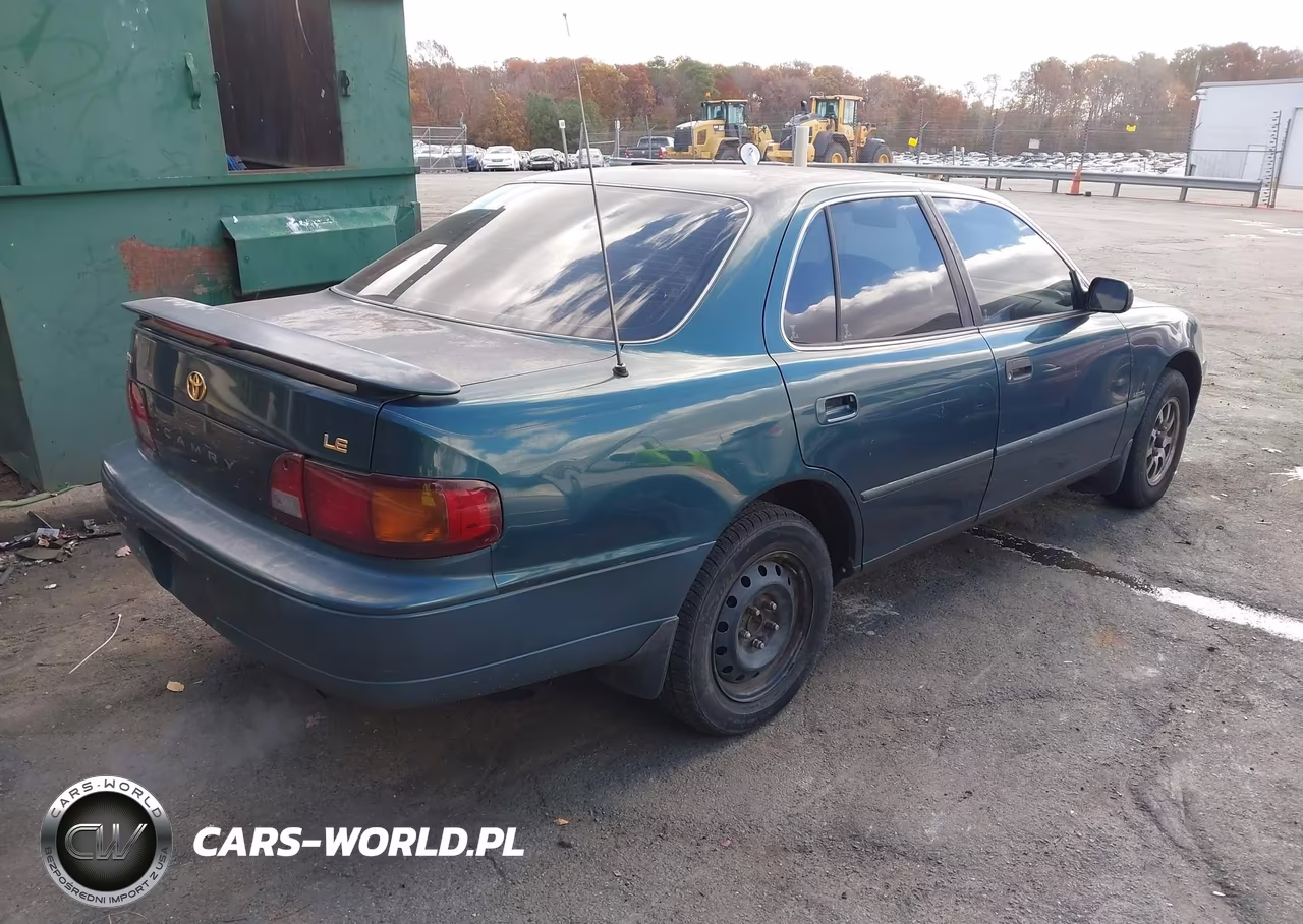 1996 Toyota Camry Dx-Le-Xle VIN:4T1BG12K9TU928407 - 4