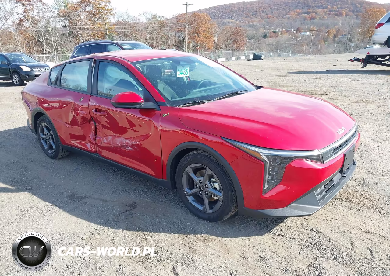 2025 Kia K4 Lxs – zdjęcie 1 z 17