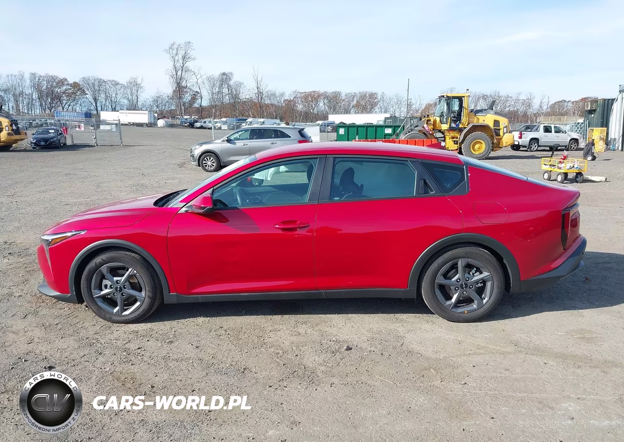 2025 Kia K4 Lxs VIN:3KPFT4DE1SE019973 - 14