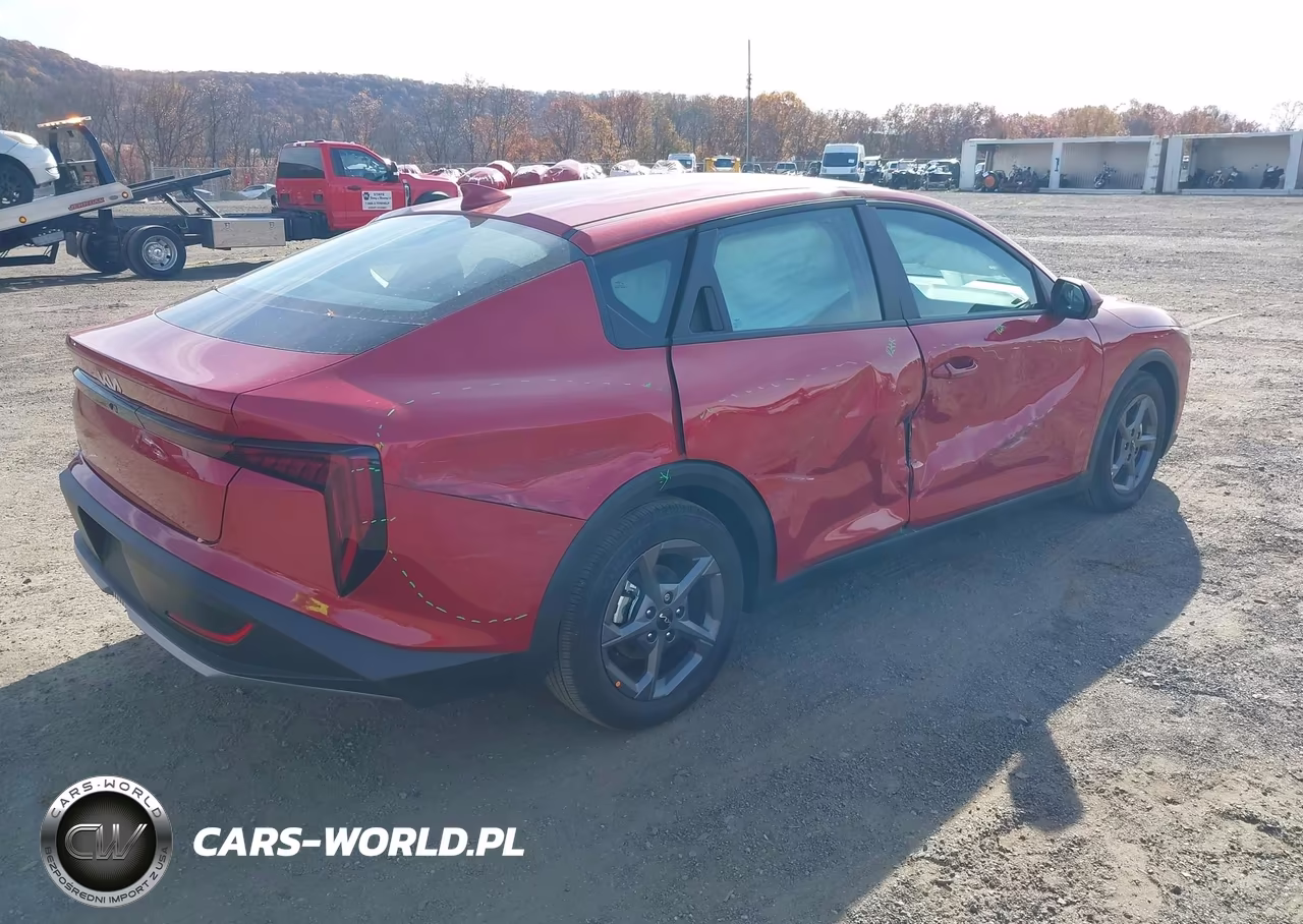 2025 Kia K4 Lxs VIN:3KPFT4DE1SE019973 - 4