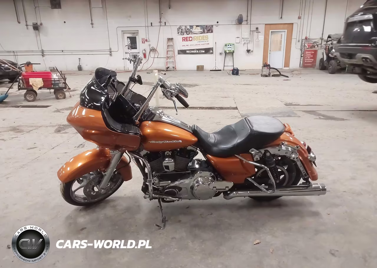 2015 Harley-Davidson Fltrxs Road Glide Special VIN:1HD1KTM13FB657020 - 13