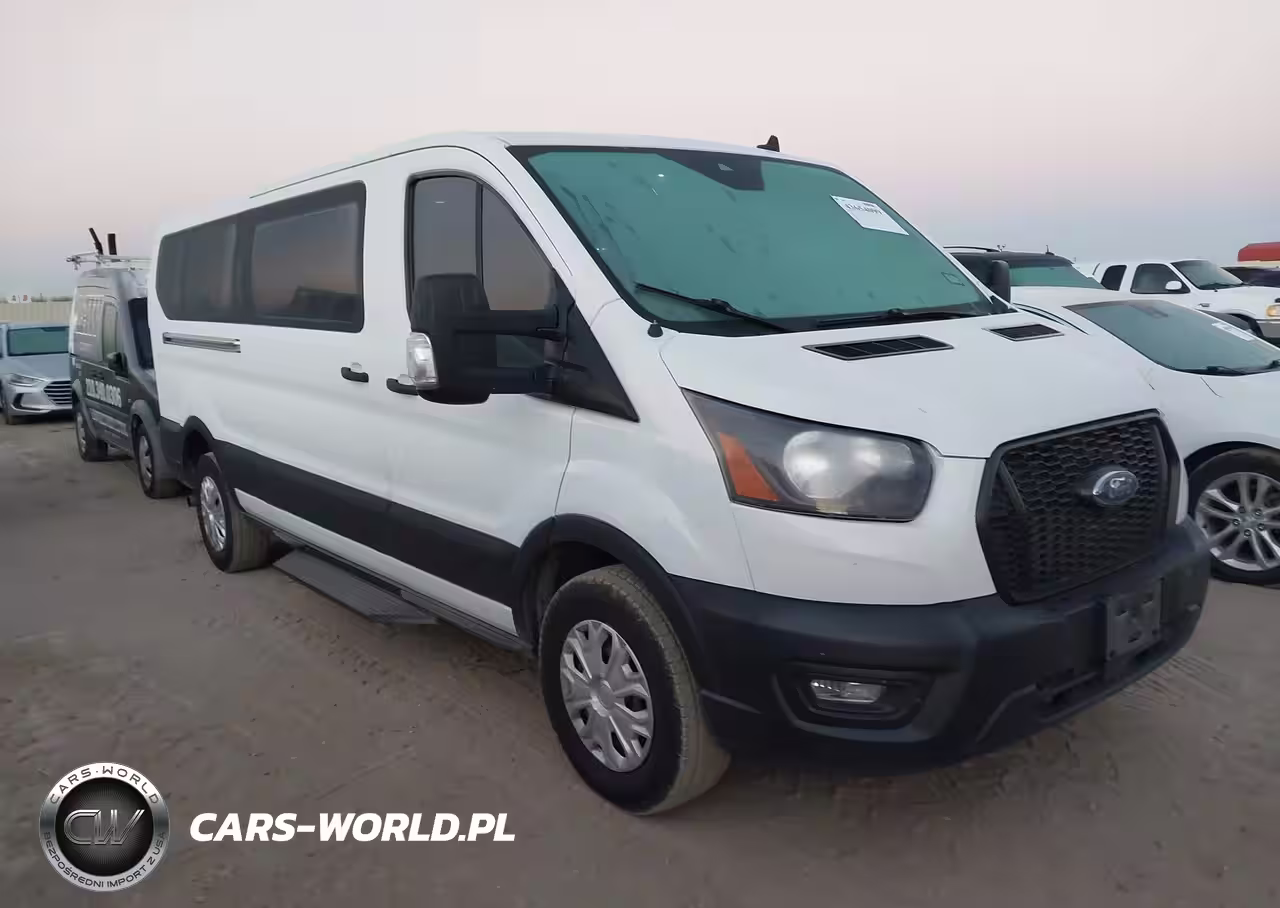 2022 Ford Transit Passenger Xl