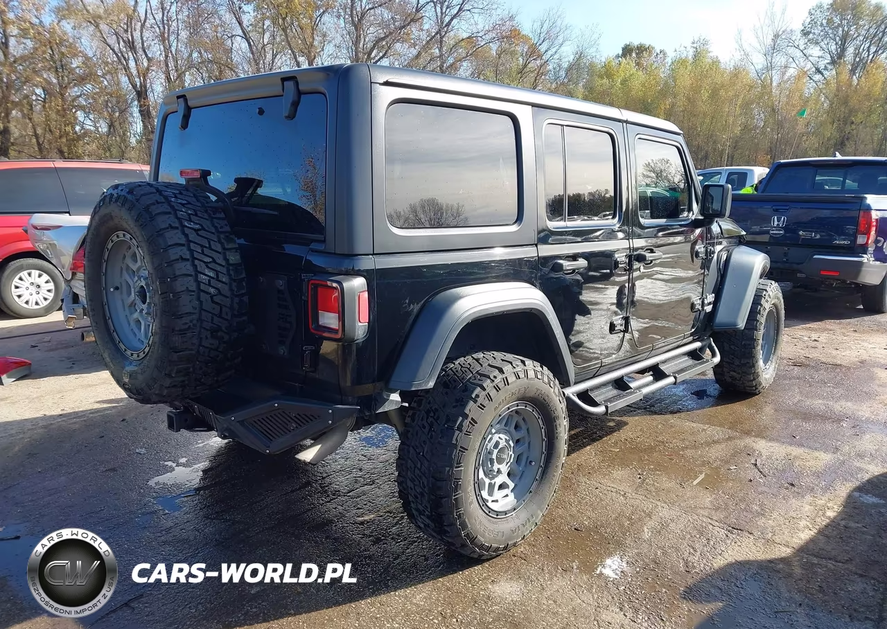 2020 Jeep Wrangler Unlimited Sport S 4X4 VIN:1C4HJXDN3LW269044 - 4