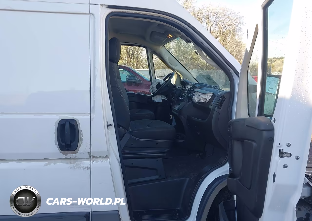 2018 Ram Promaster 2500 High Roof 159 Wb VIN:3C6TRVDG9JE148610 - 5
