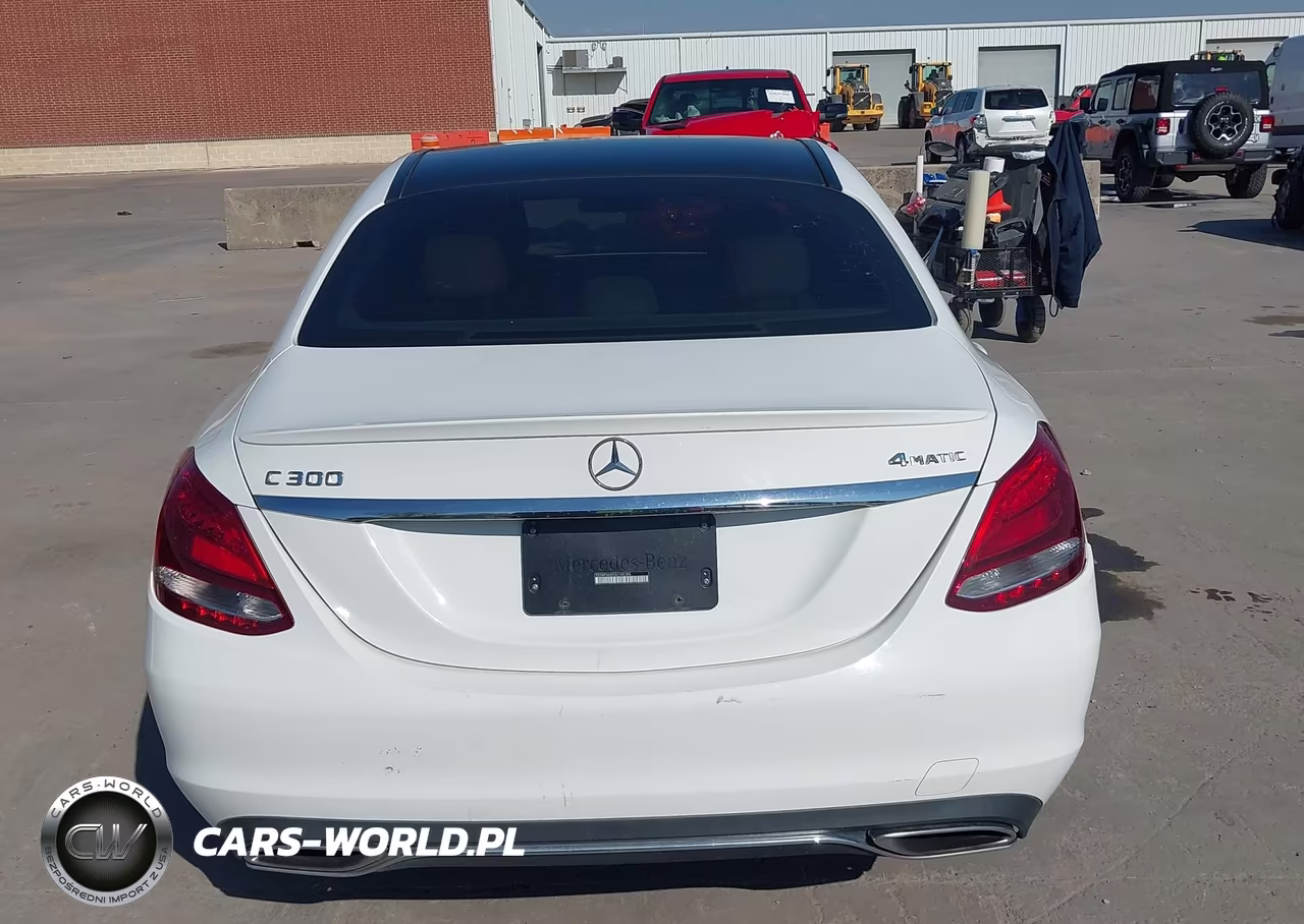 2016 Mercedes-Benz C 300 4Matic VIN:55SWF4KB5GU109384 - 17