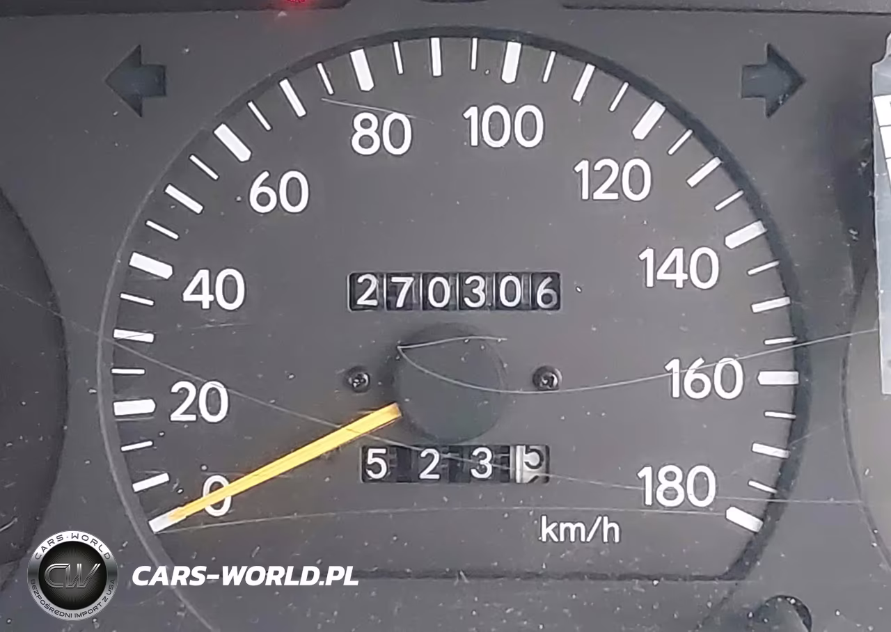 1996 Toyota Hiace VIN:KZH1320001206 - 15