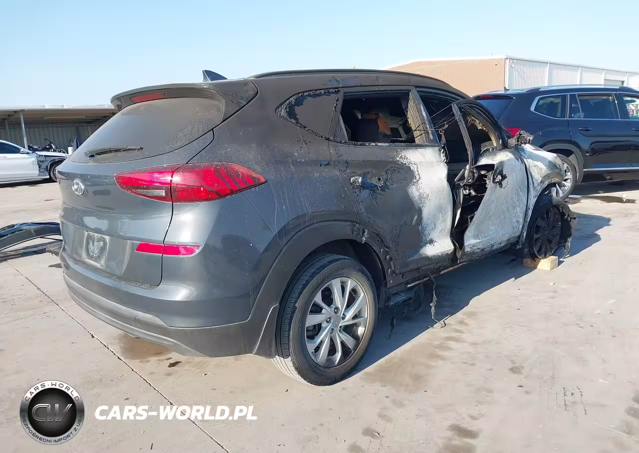 2021 Hyundai Tucson Value VIN:KM8J33A49MU323584 - 4