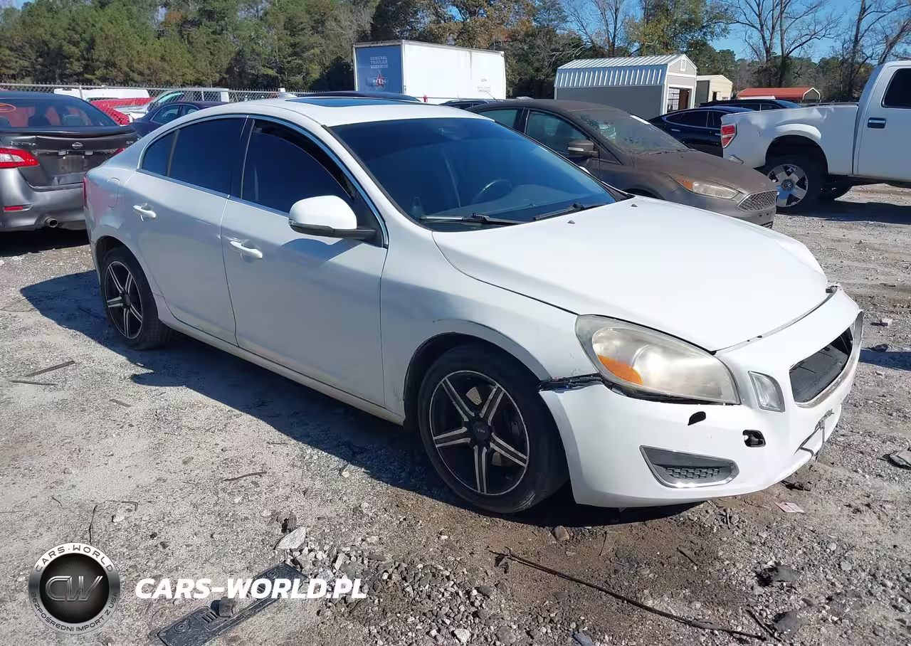 2013 Volvo S60 T5-T5 Platinum-T5 Premier-T5 Premier Plus