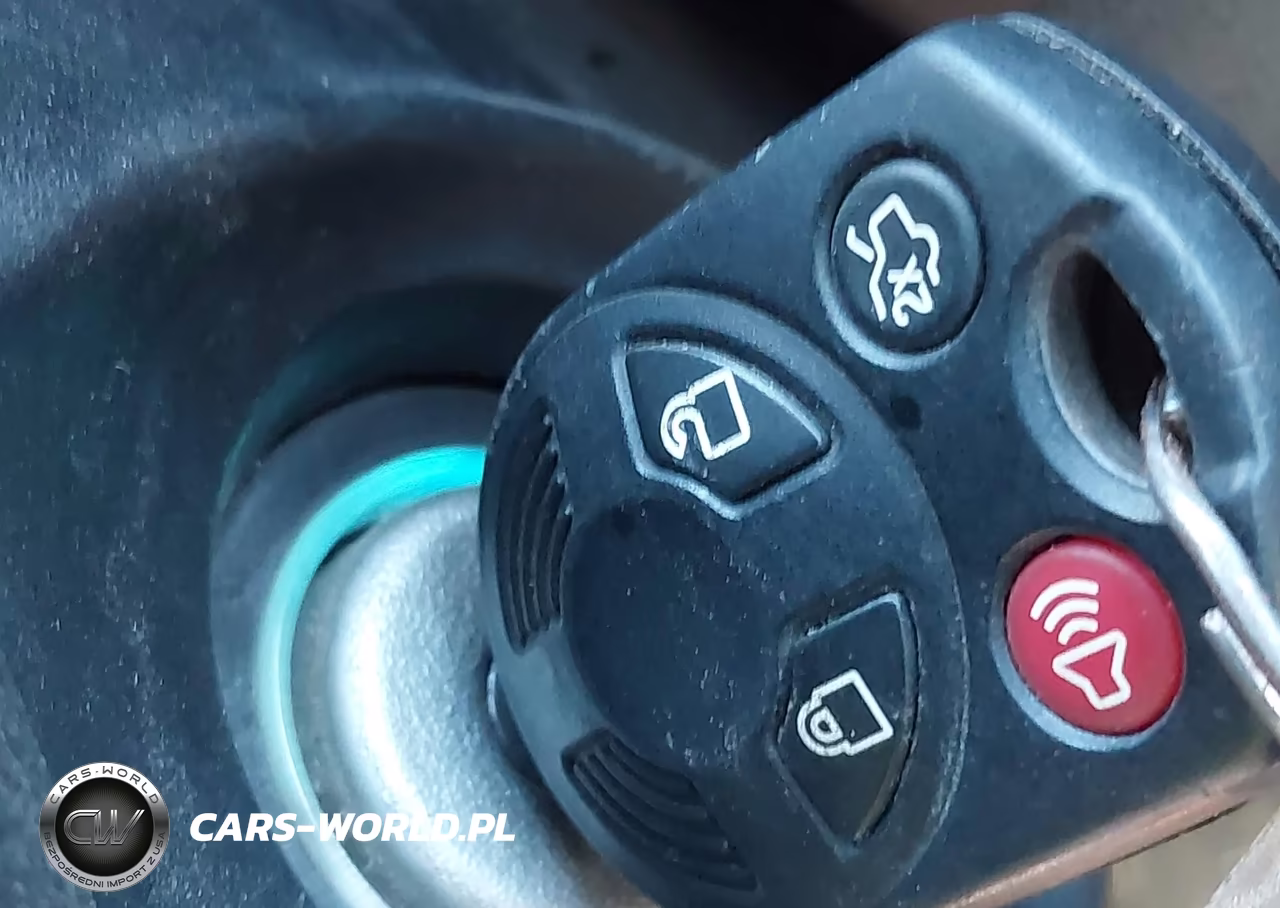 2018 Ford Focus S VIN:1FADP3E28JL277767 - 11