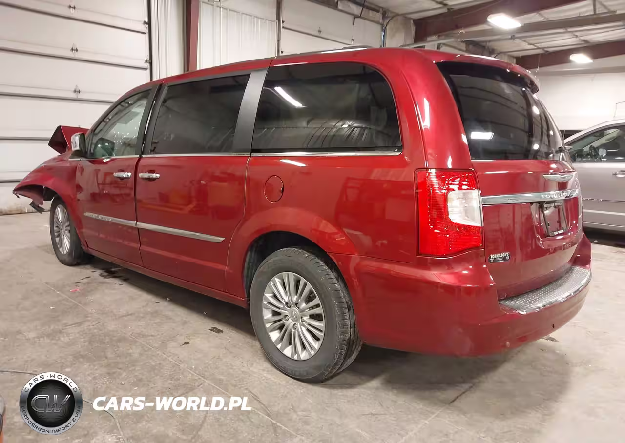 2016 Chrysler Town & Country Touring-L VIN:2C4RC1CG5GR239329 - 3