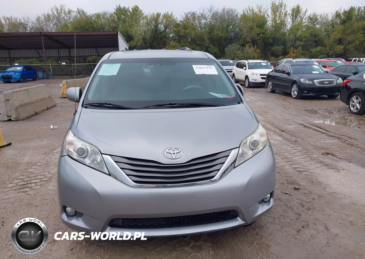 2014 Toyota Sienna Xle V6 8 Passenger VIN:5TDYK3DC4ES437877 - 12