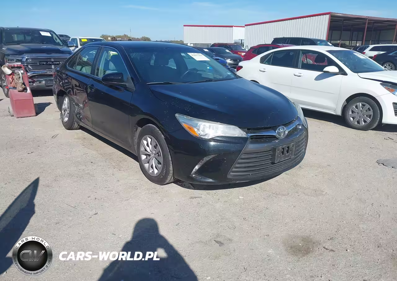 2016 Toyota Camry Le